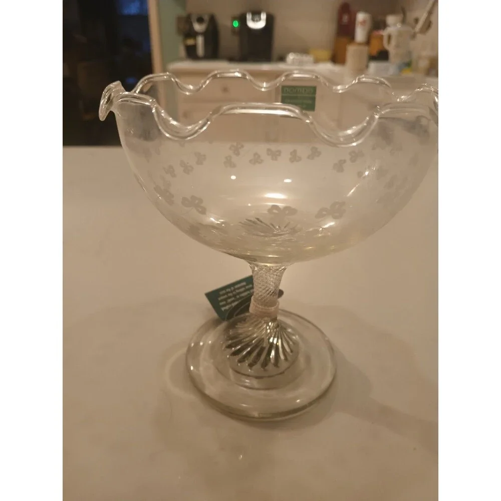 Beautiful Eamon Glass Shamrock Fluted Compote Hand Etched In Ireland Irish